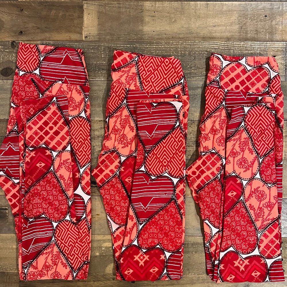 3 piece Bundle LuLaroe Valentines Leggings - NEVER WORN